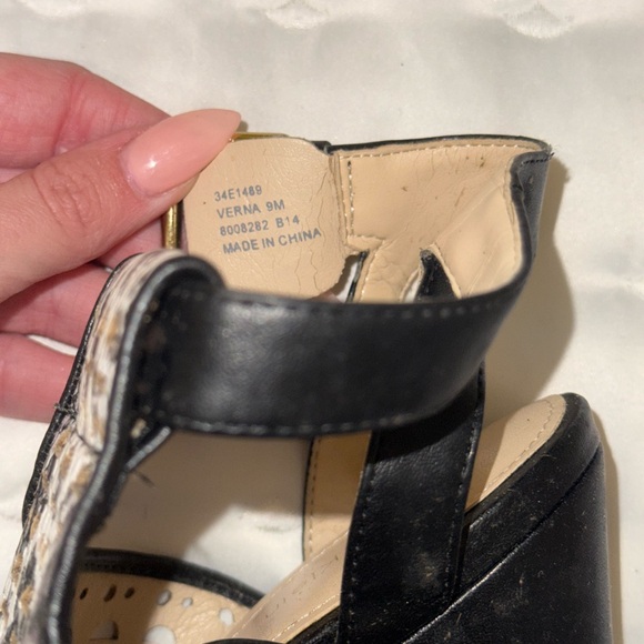 Calvin Klein snake print platform sandal heels - Picture 4 of 5